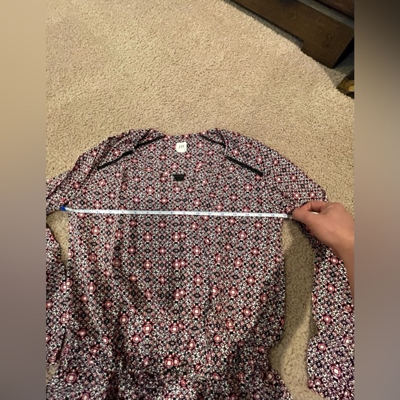 Women's GAP long sleeve Geometric print V-neck Romper/ jumpshorts - Picture 4 of 10